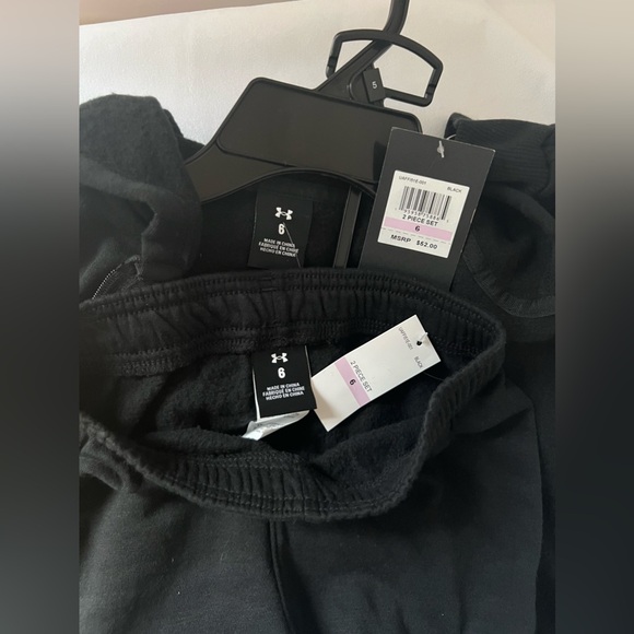 Under Armour Boys 2 Piece Set 6 - Picture 7 of 7